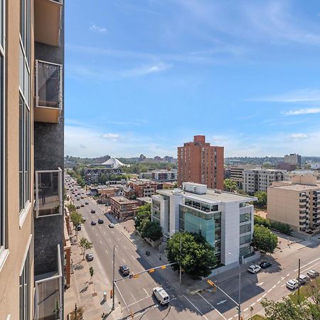 Heart Of Downtown Calgary Spacious Luxury Condo With Stunning Views And Premium Amenities Exterior foto