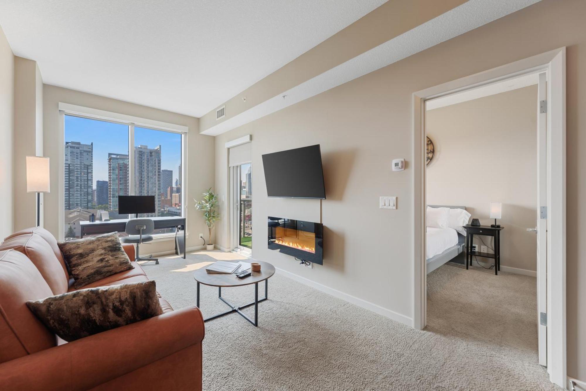 Heart Of Downtown Calgary Spacious Luxury Condo With Stunning Views And Premium Amenities Exterior foto